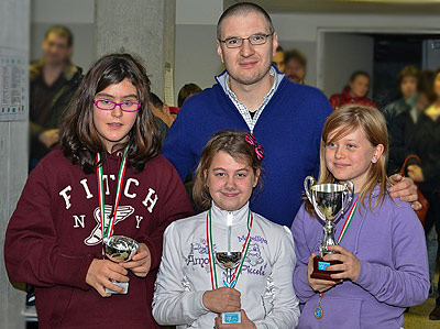 Le premiate del torneo A femminile: Giulia Vittadello, Zoe Feltrin, Camilla Consolaro